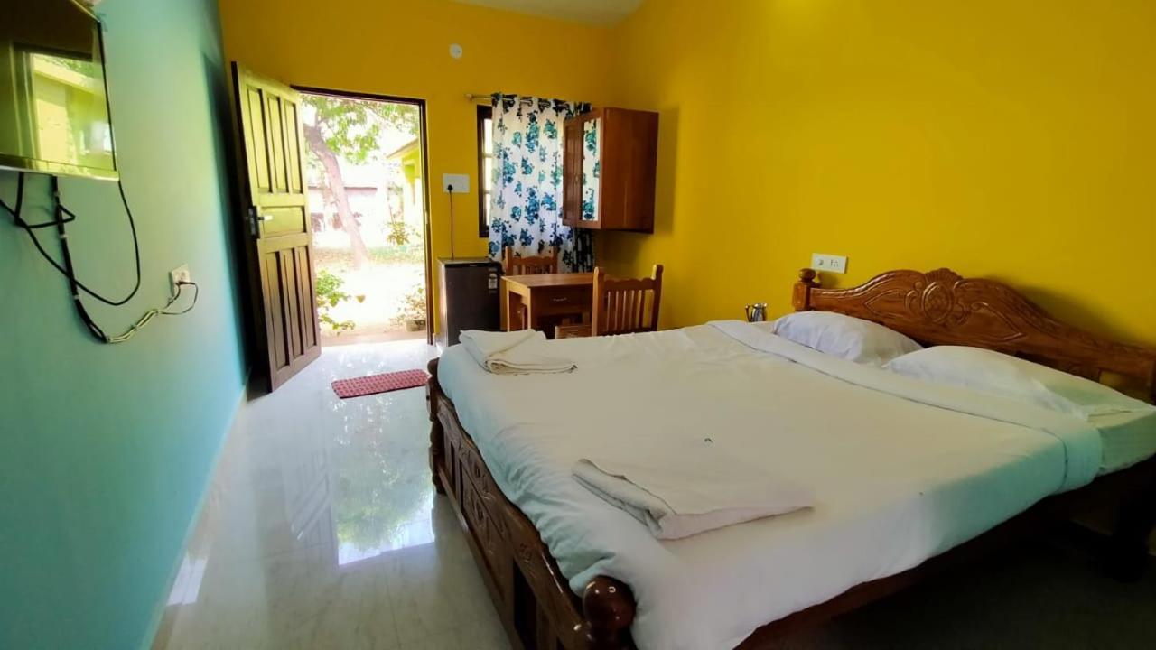 Shrushthee Guest House Vagator Buitenkant foto